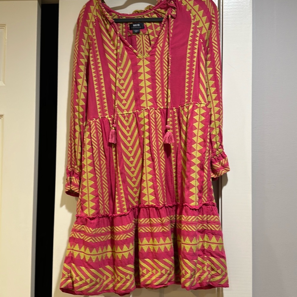 Maeve by Anthropologie size XS flowy dress!